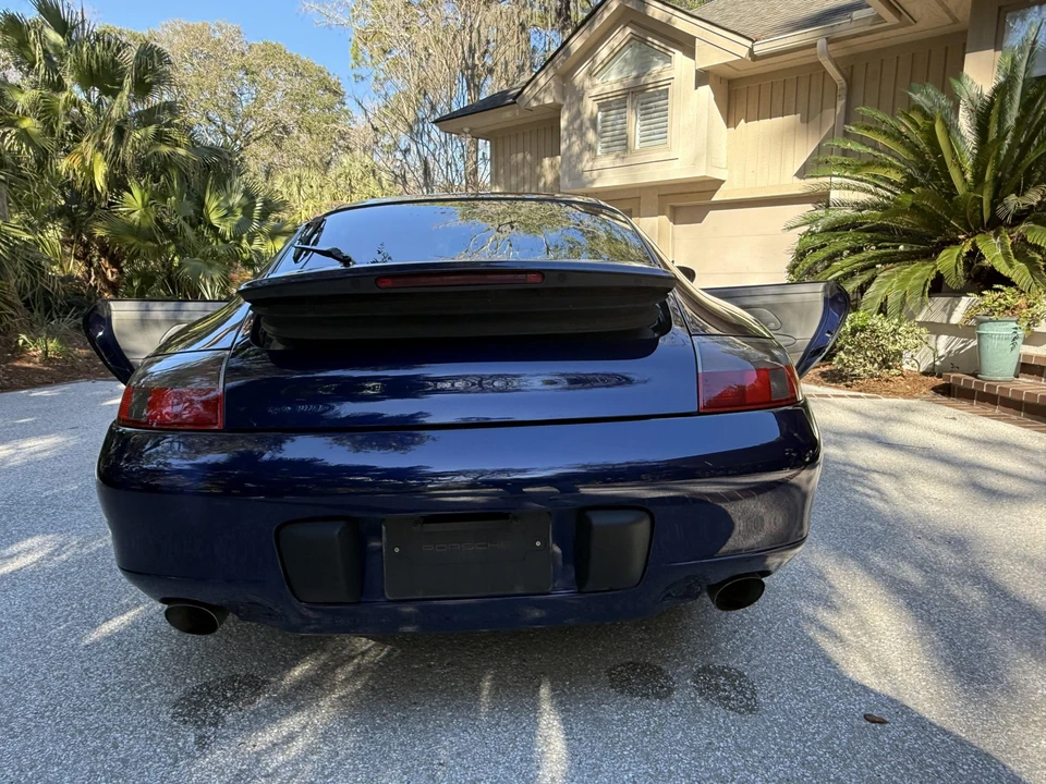 2001 Porsche 996 Carrera 4 - Image 15 of 31