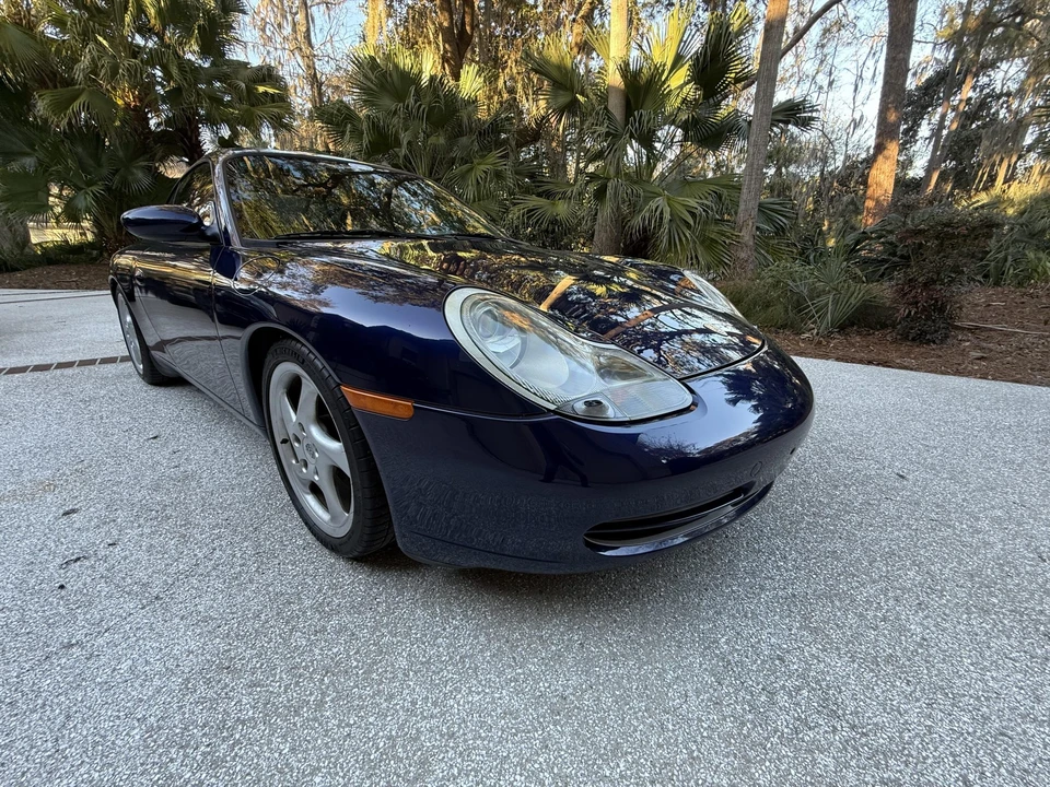 2001 Porsche 996 Carrera 4 - Image 25 of 31