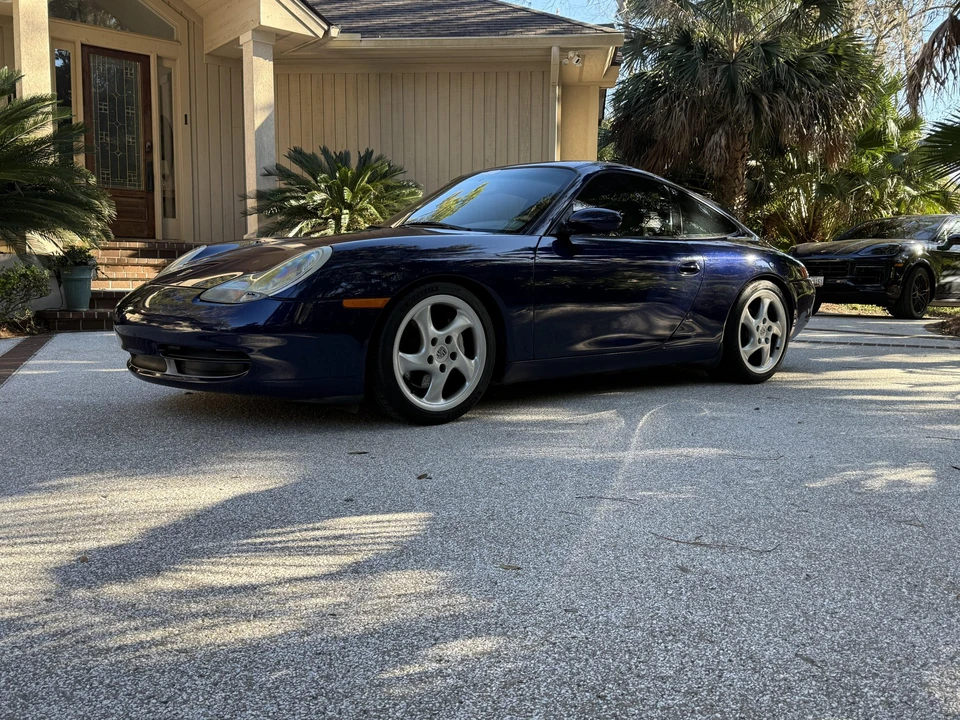 2001 Porsche 996 Carrera 4 - Image 30 of 31