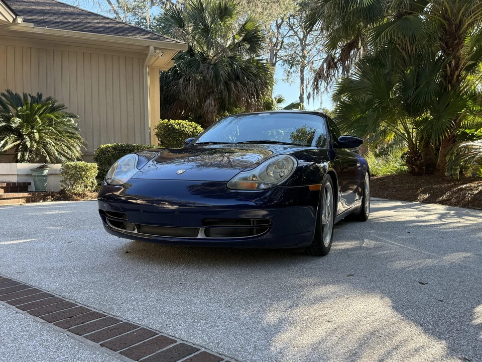 2001 Porsche 996 Carrera 4 - Image 29 of 31