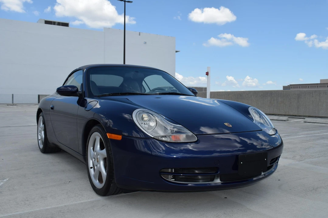 2001 Porsche 996 Carrera - Image 18 of 31