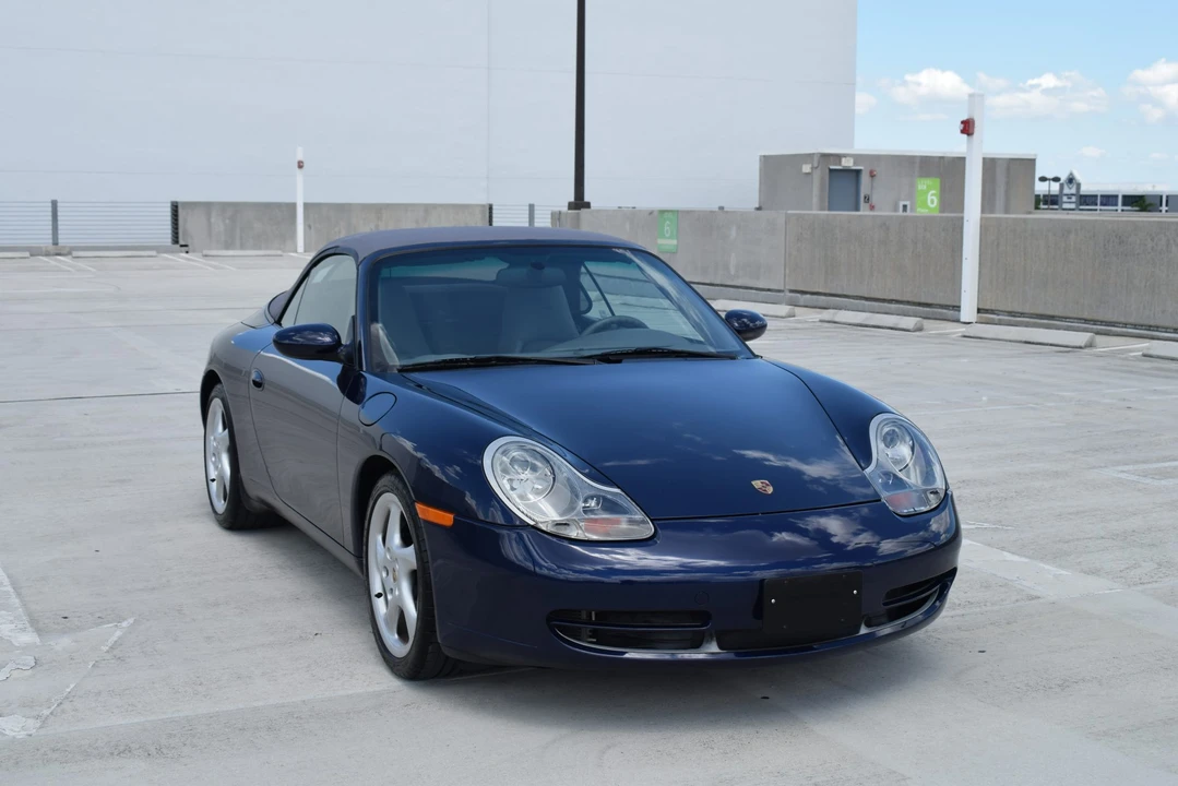 2001 Porsche 996 Carrera - Image 3 of 31