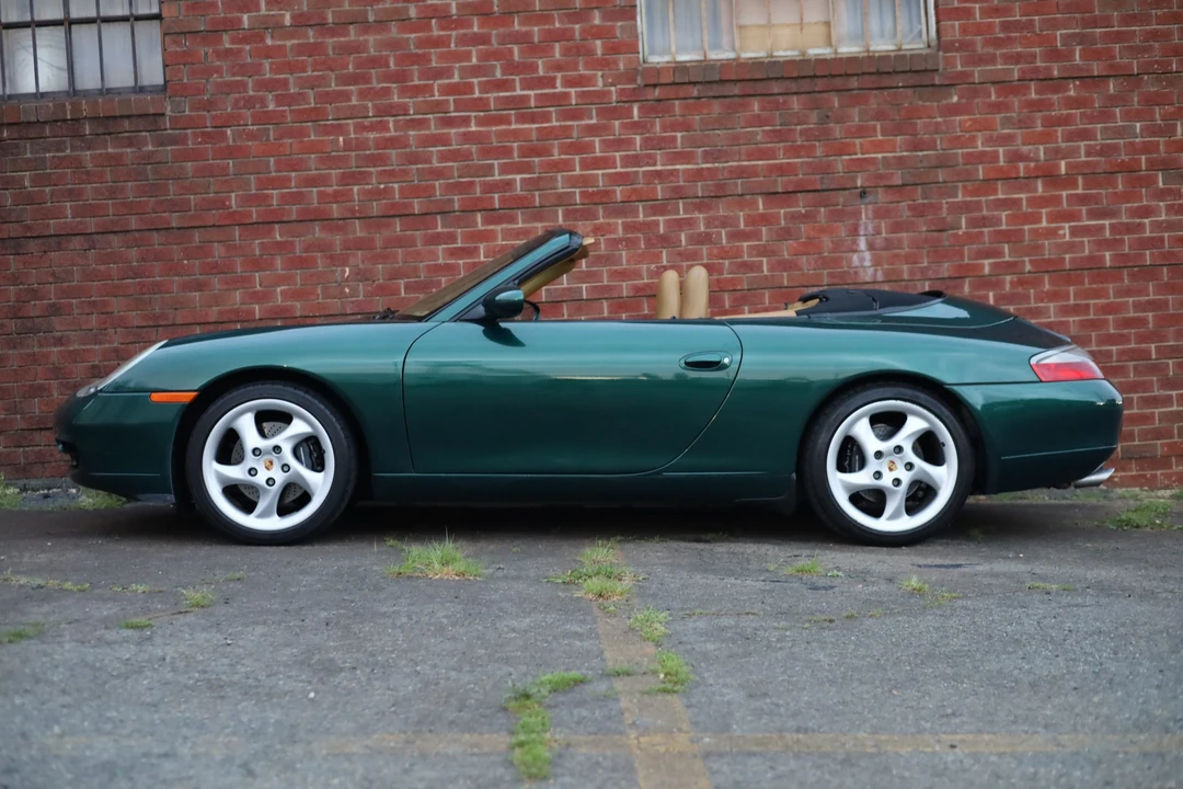 2001 Porsche 996 Carrera - Image 22 of 31