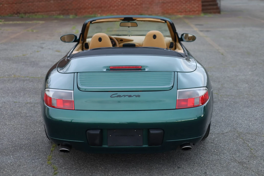 2001 Porsche 996 Carrera - Image 16 of 31