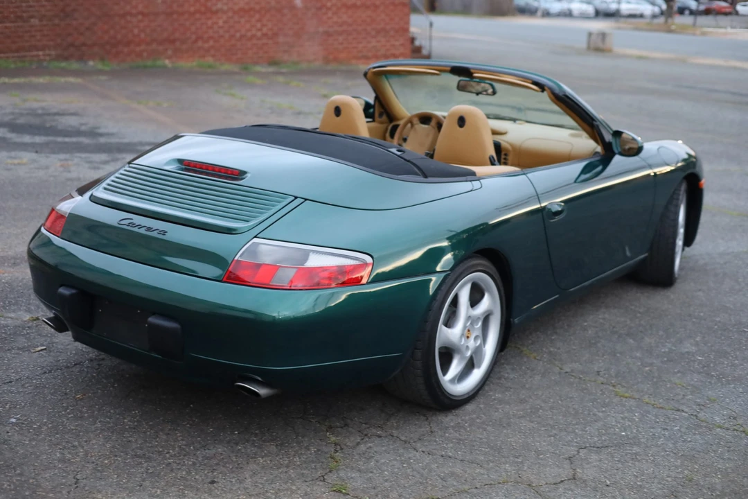 2001 Porsche 996 Carrera - Image 13 of 31