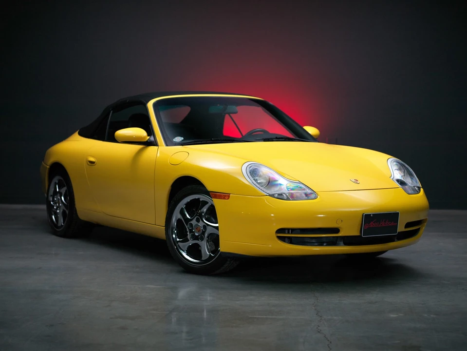 2001 Porsche 996 Carrera - Image 16 of 31