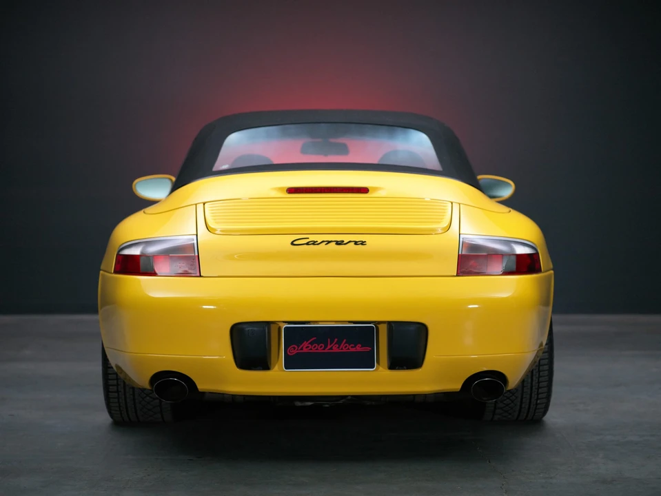 2001 Porsche 996 Carrera - Image 10 of 31