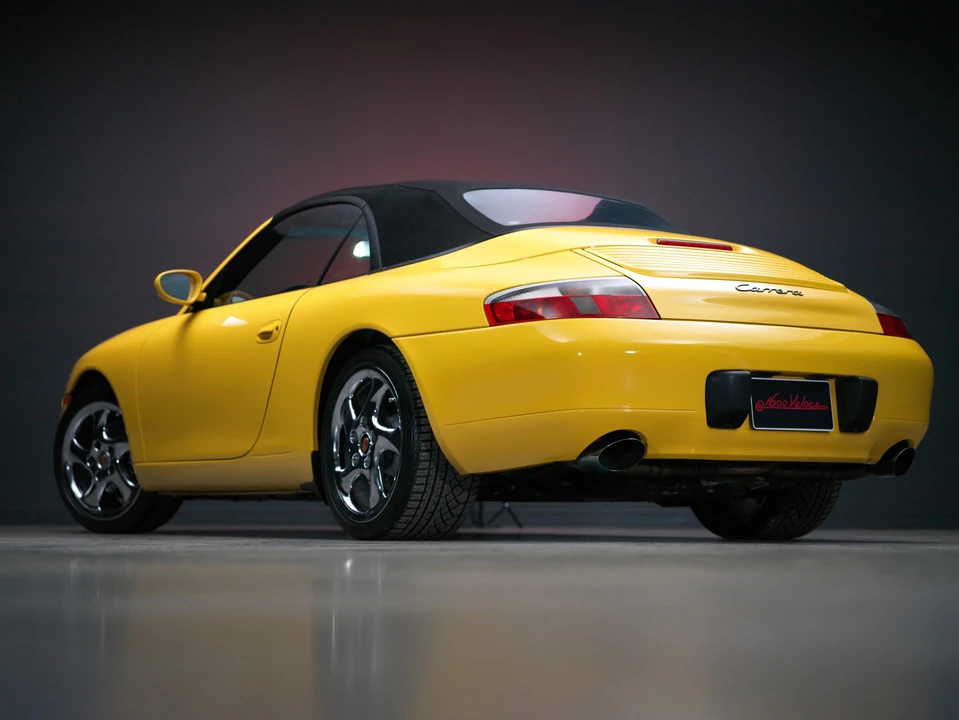 2001 Porsche 996 Carrera - Image 6 of 31