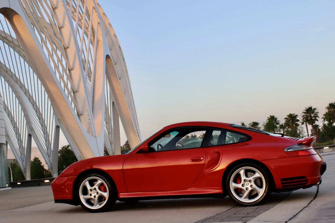 2001 Porsche 996 Turbo - Image 11 of 31
