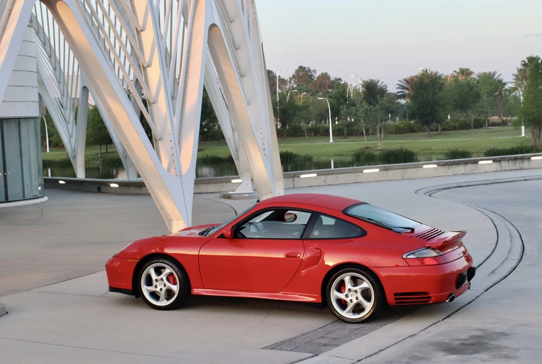 2001 Porsche 996 Turbo - Image 13 of 31