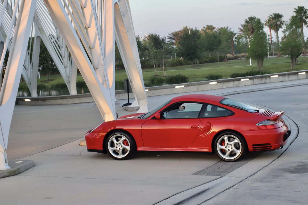 2001 Porsche 996 Turbo - Image 12 of 31