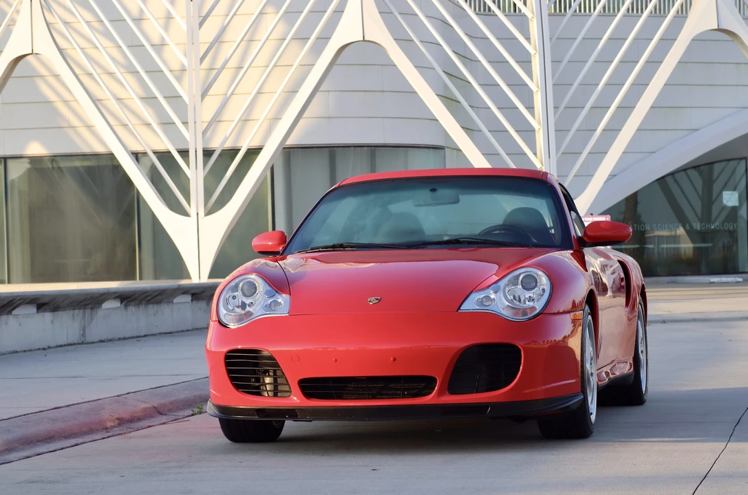 2001 Porsche 996 Turbo - Image 4 of 31