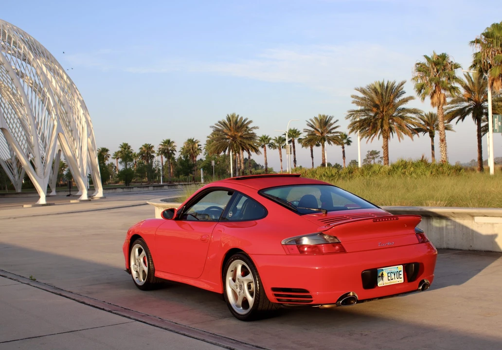 2001 Porsche 996 Turbo - Image 26 of 31
