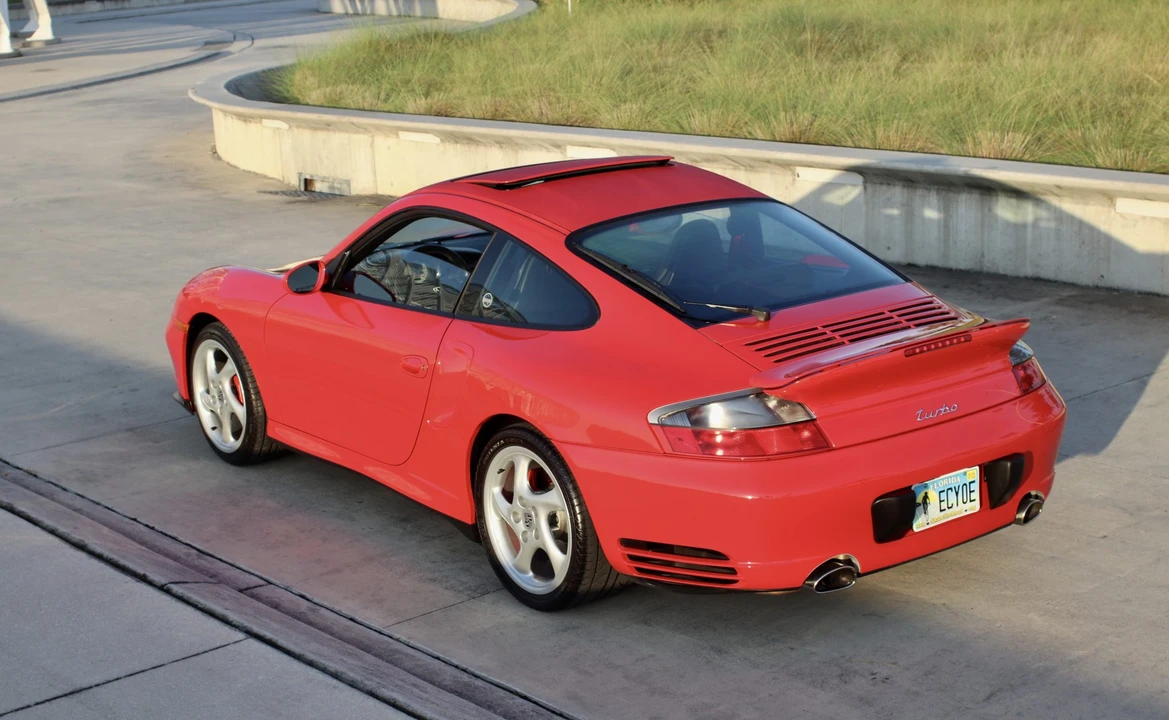 2001 Porsche 996 Turbo - Image 27 of 31