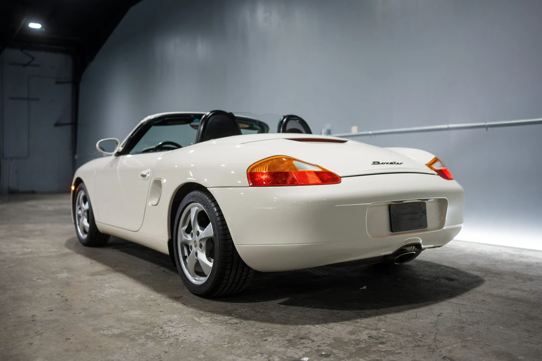 2001 Porsche 986 Boxster - Image 5 of 31
