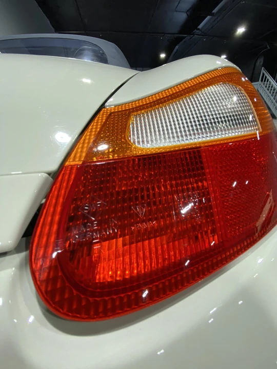 2001 Porsche 986 Boxster - Image 30 of 31