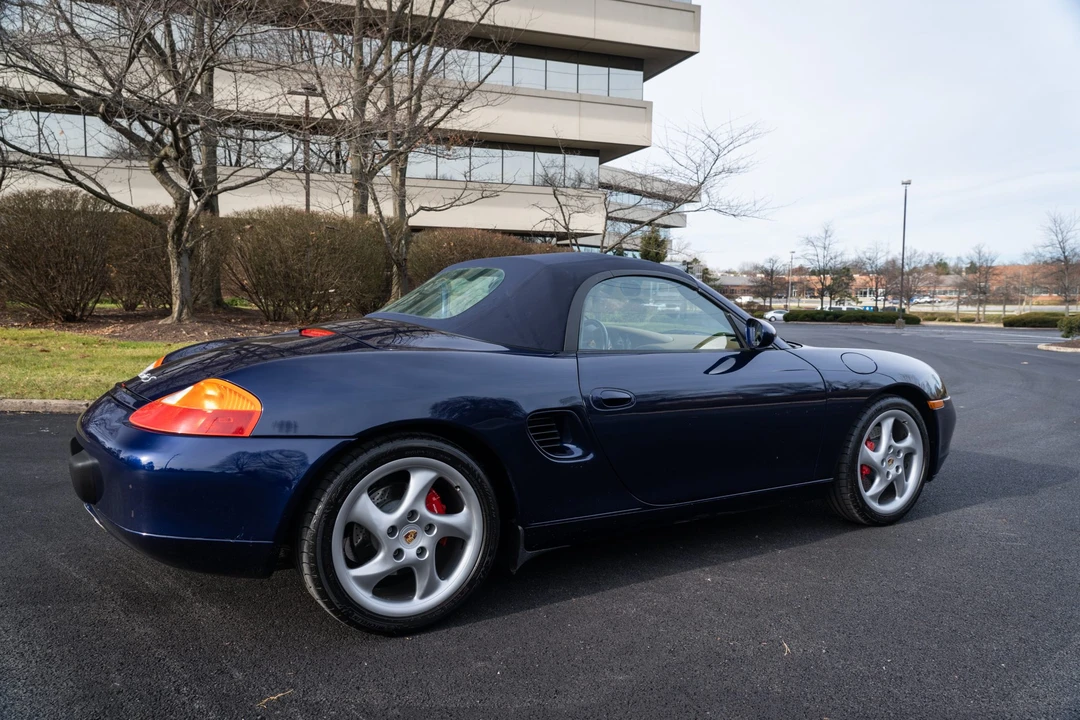 2001 Porsche 986 Boxster S - Image 19 of 31
