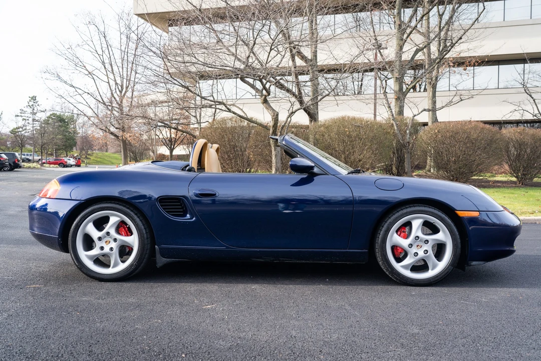 2001 Porsche 986 Boxster S - Image 17 of 31