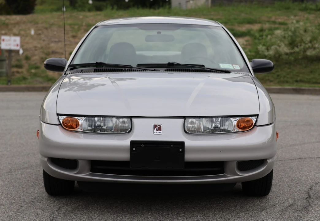 2001 Saturn - Image 3 of 31