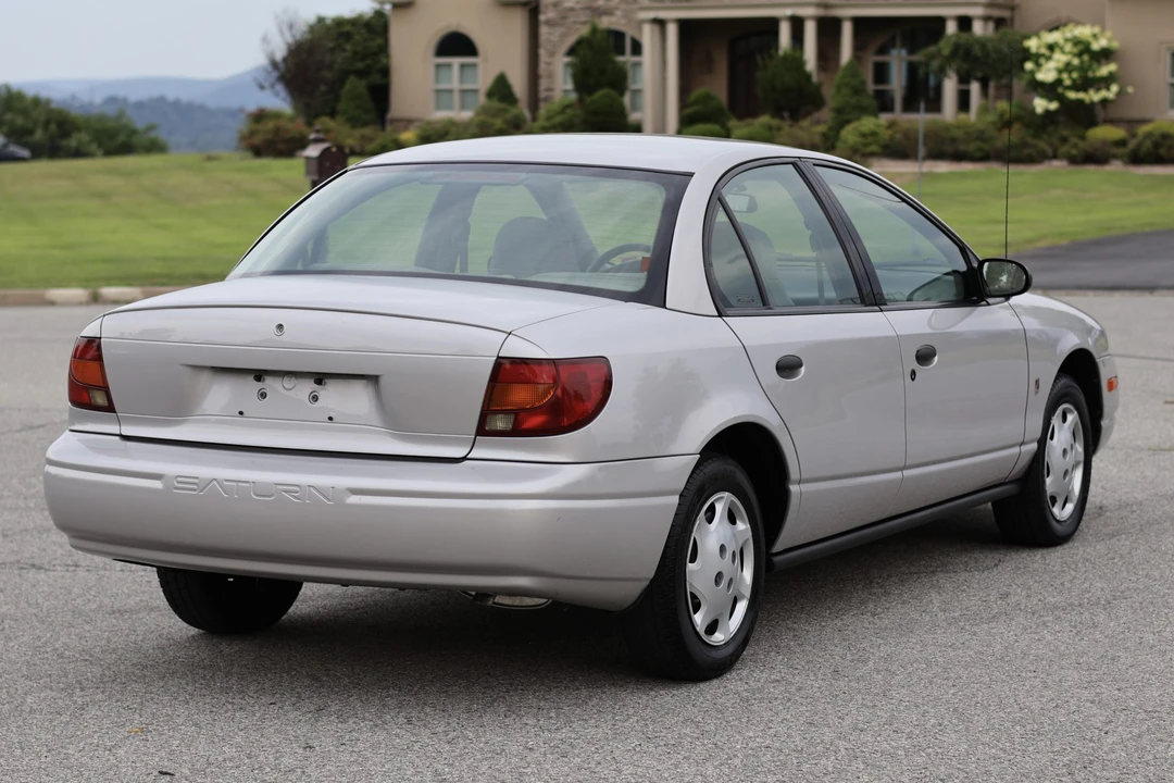 2001 Saturn - Image 12 of 31