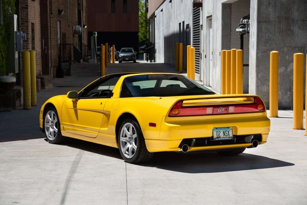 2002 Acura NA2 NSX - Image 15 of 31