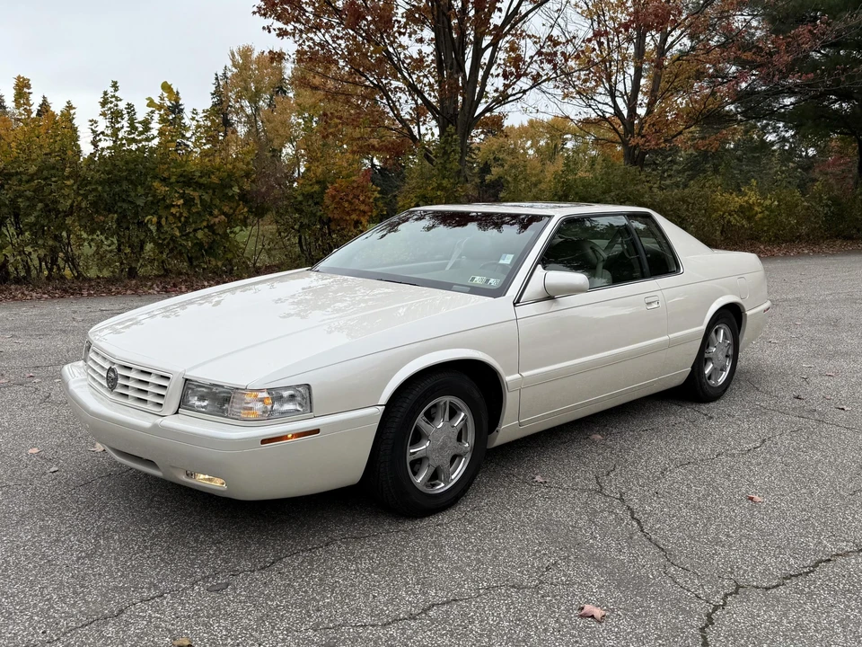 2002 Cadillac Eldorado 12th Gen - Image 4 of 31