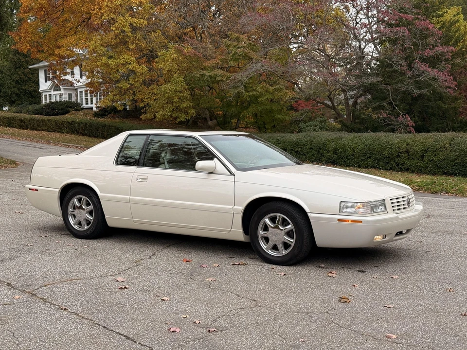2002 Cadillac Eldorado 12th Gen - Image 16 of 31