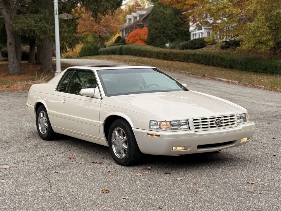 2002 Cadillac Eldorado 12th Gen - Image 13 of 31