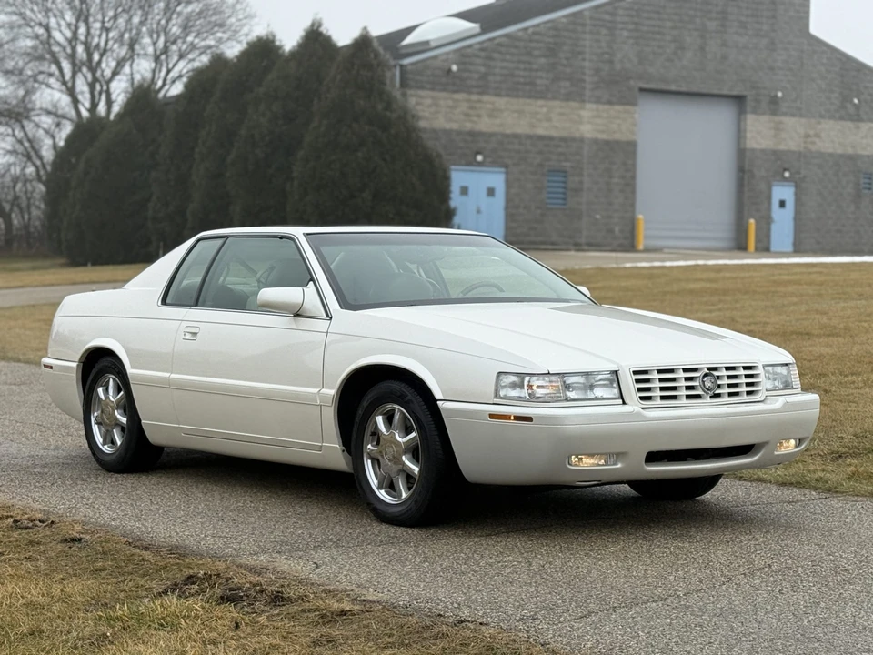 2002 Cadillac Eldorado 12th Gen - Image 14 of 31