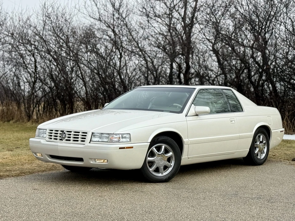 2002 Cadillac Eldorado 12th Gen - Image 2 of 31