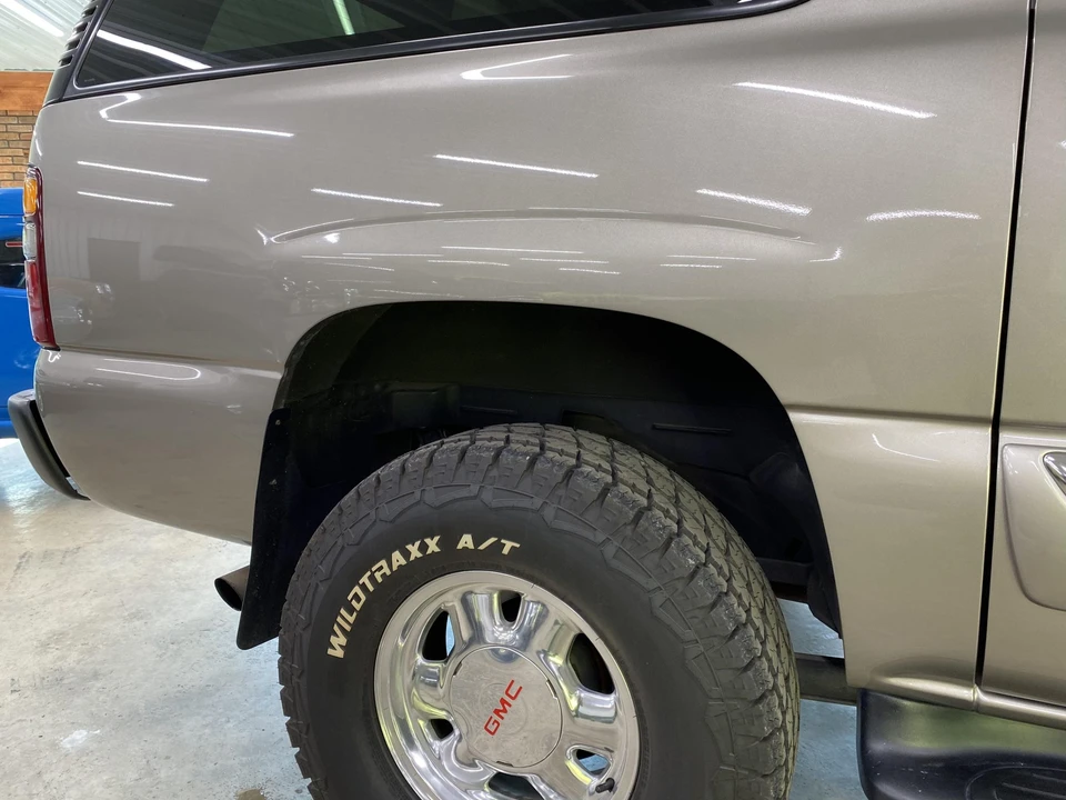 2002 GMC Yukon 2nd Gen - Image 22 of 31