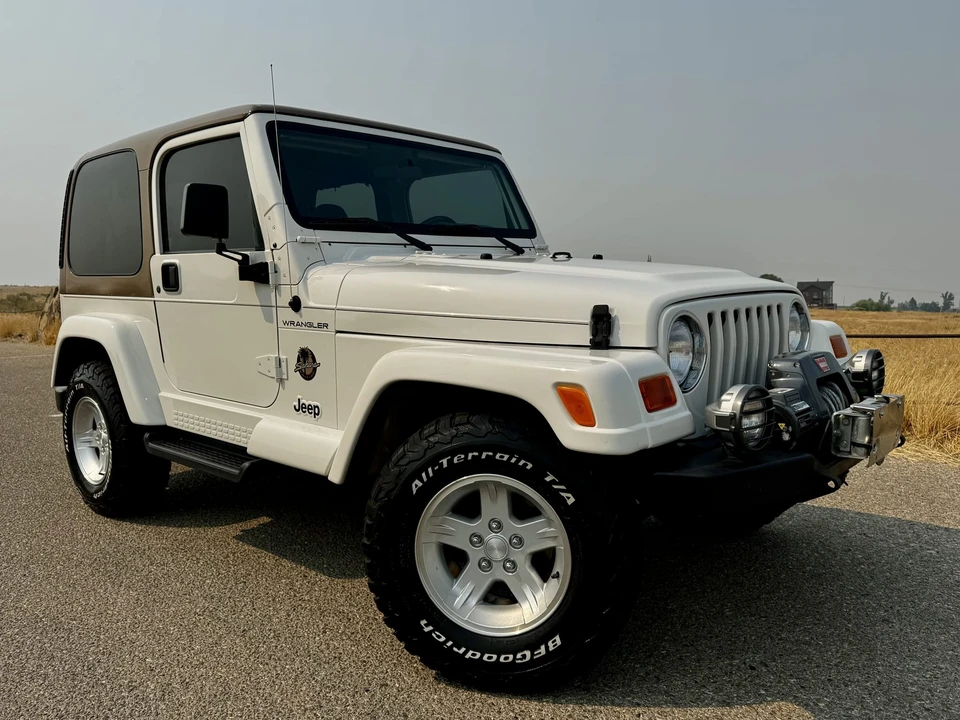 2002 Jeep TJ Wrangler - Image 2 of 31