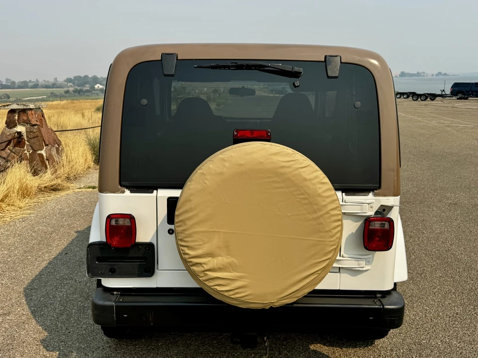2002 Jeep TJ Wrangler - Image 11 of 31