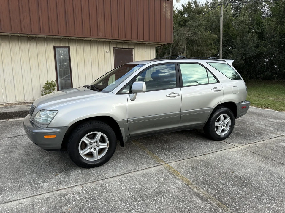 2002 Lexus RX 1st Gen - Image 4 of 31