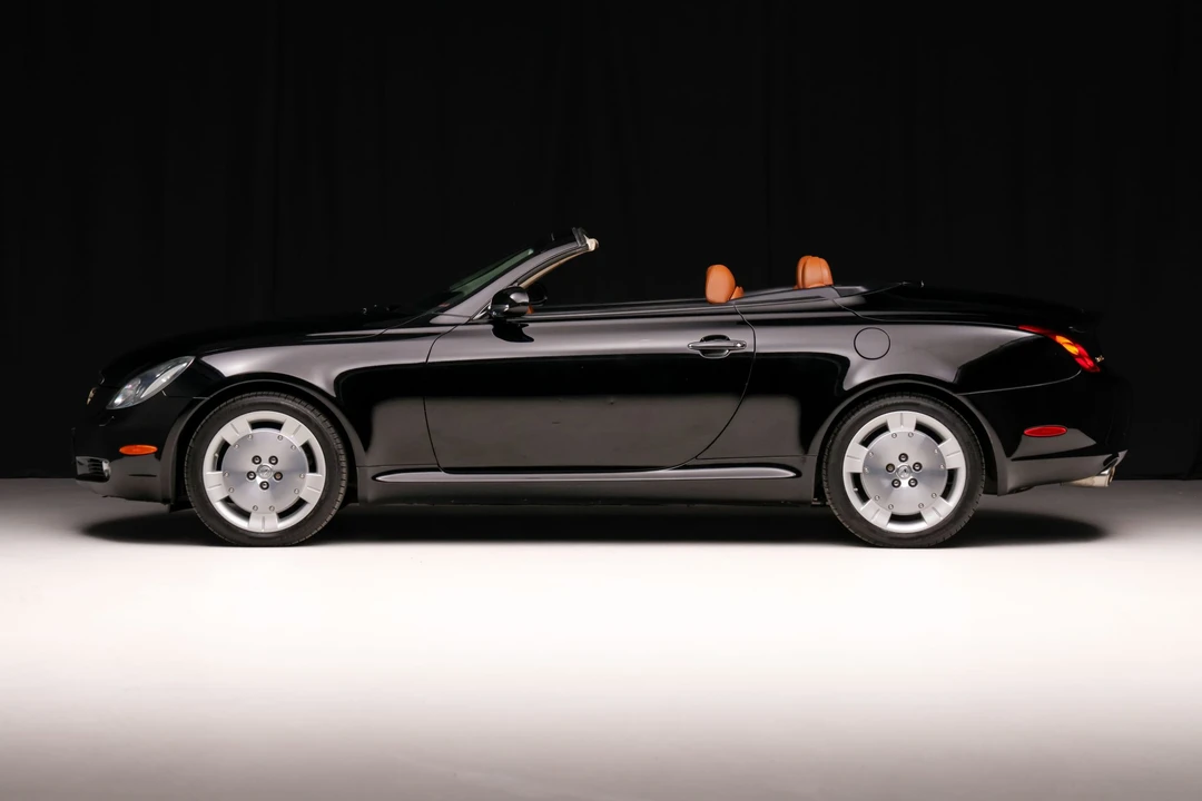 2002 Lexus SC430 - Image 3 of 31