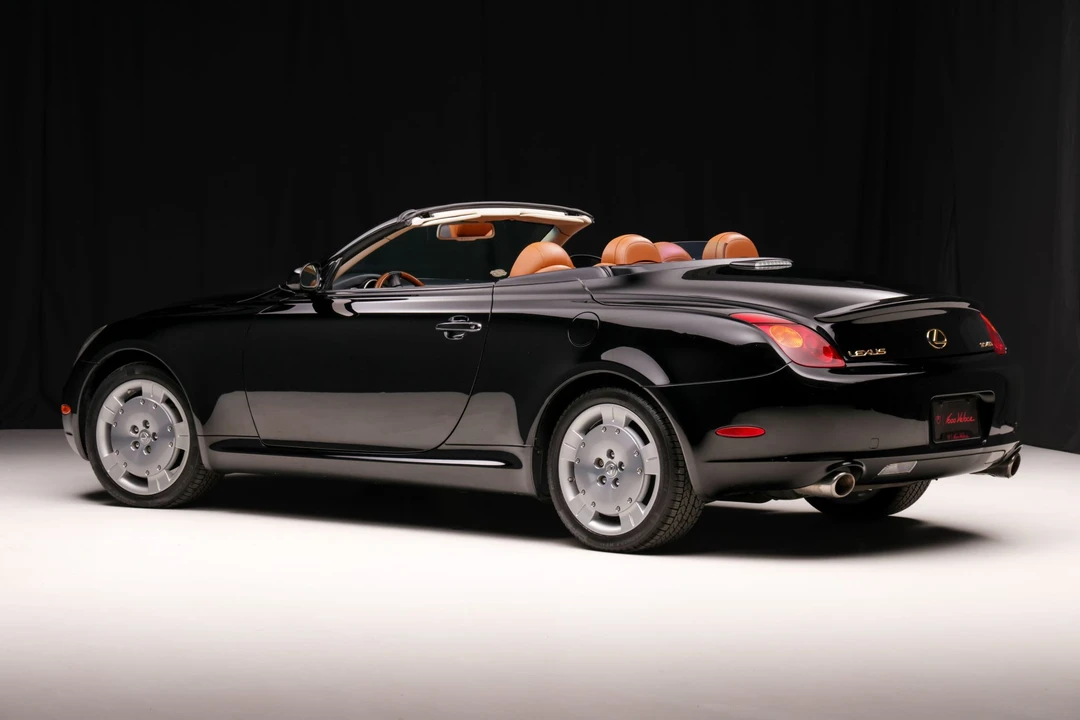 2002 Lexus SC430 - Image 4 of 31