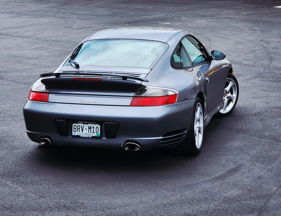 2002 Porsche 996 Turbo - Image 16 of 31
