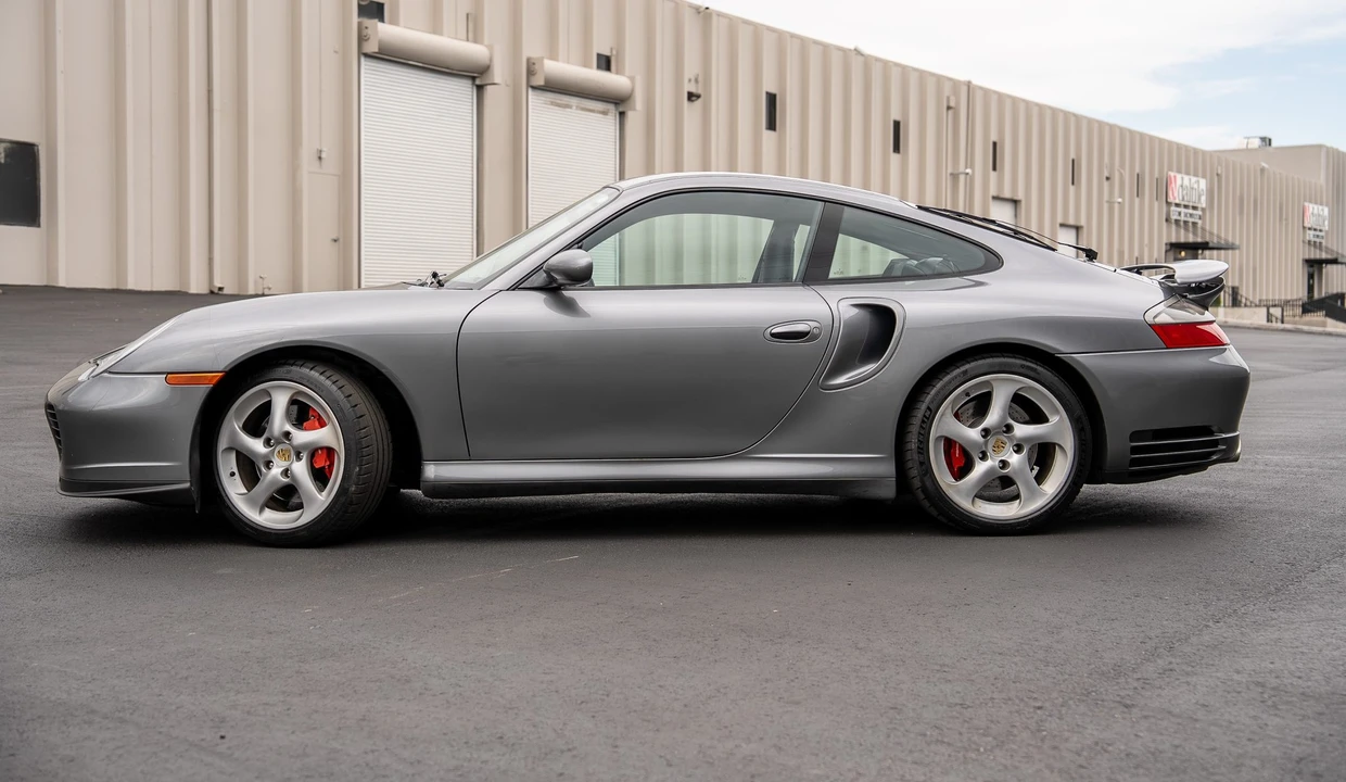 2002 Porsche 996 Turbo - Image 9 of 31