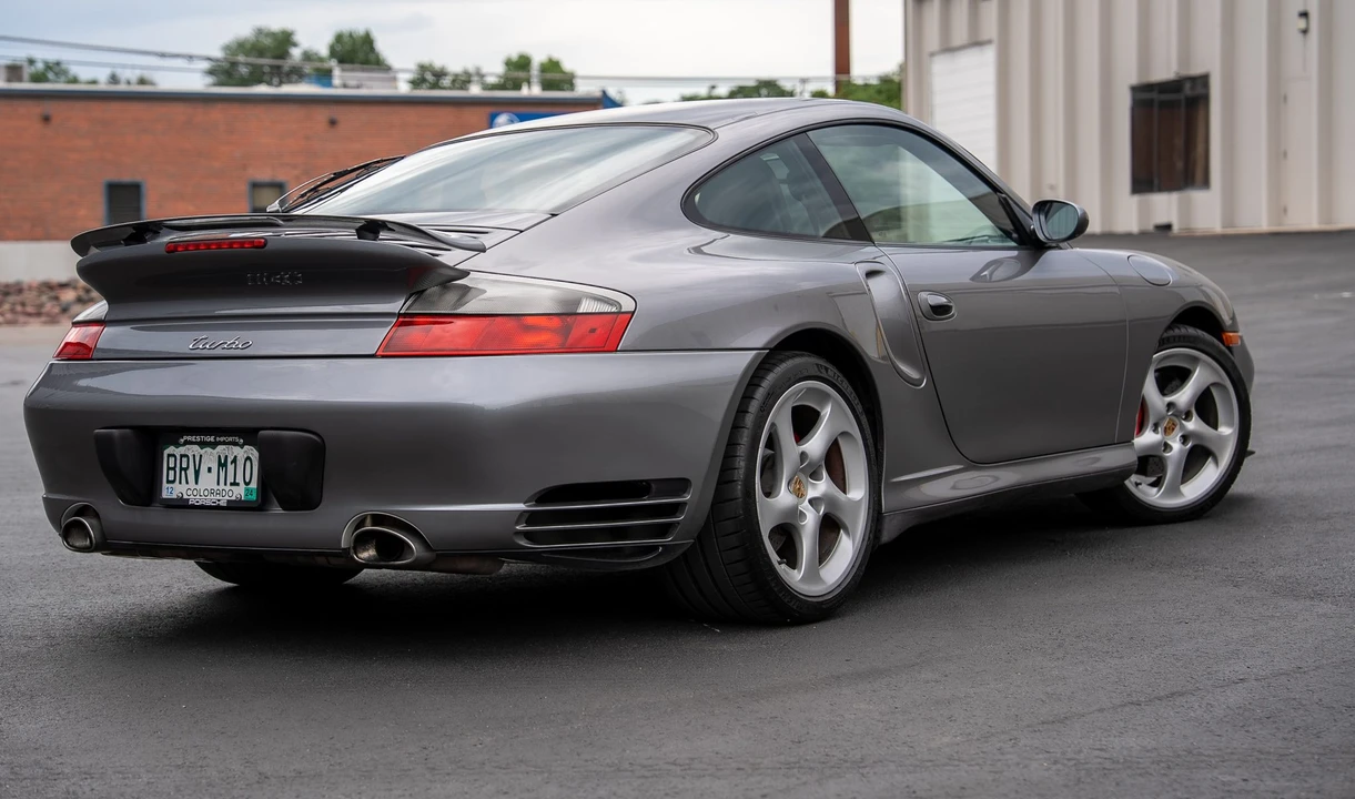 2002 Porsche 996 Turbo - Image 6 of 31