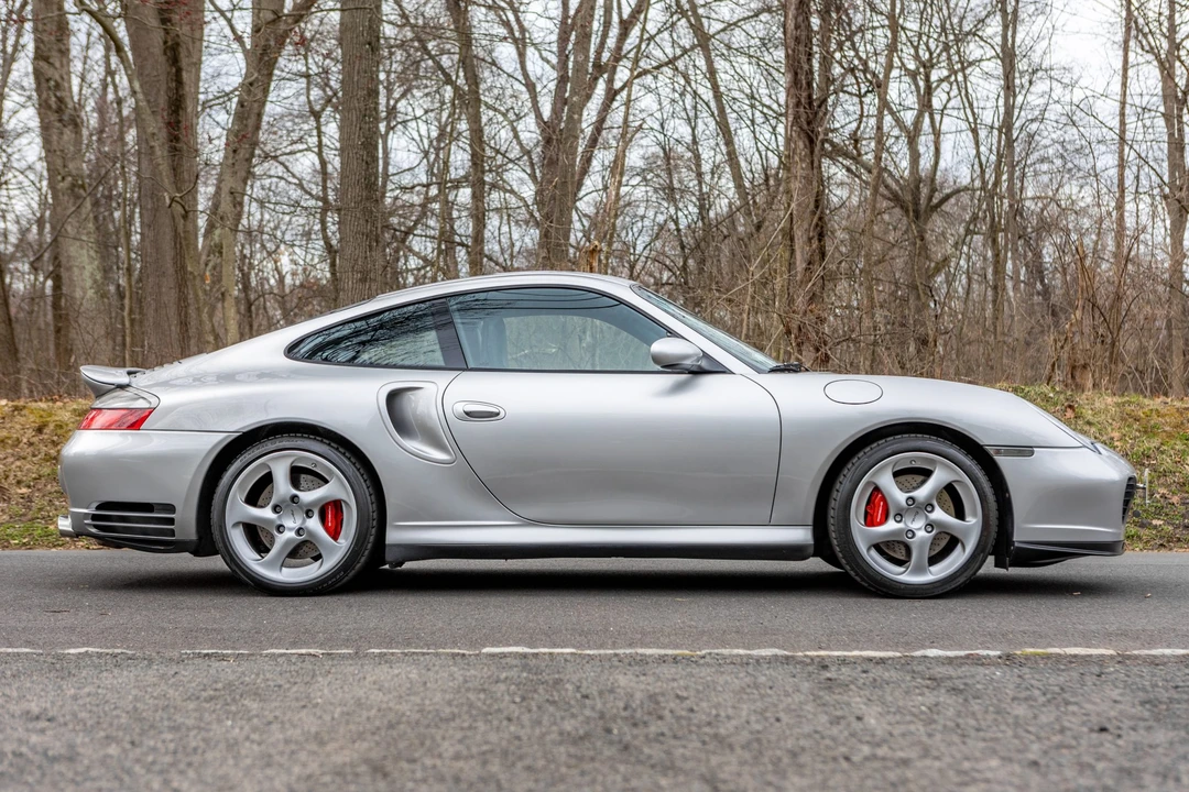 2002 Porsche 996 Turbo - Image 9 of 31