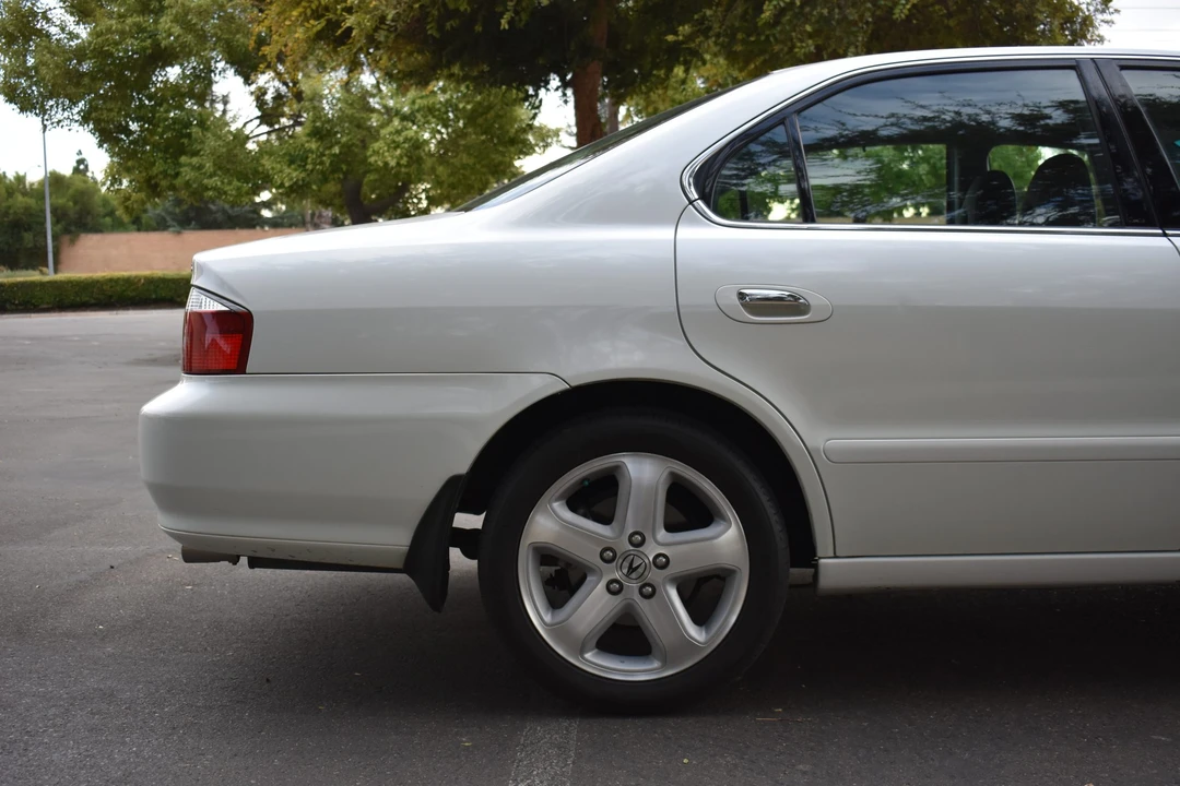 2003 Acura TL 2nd Gen - Image 25 of 31