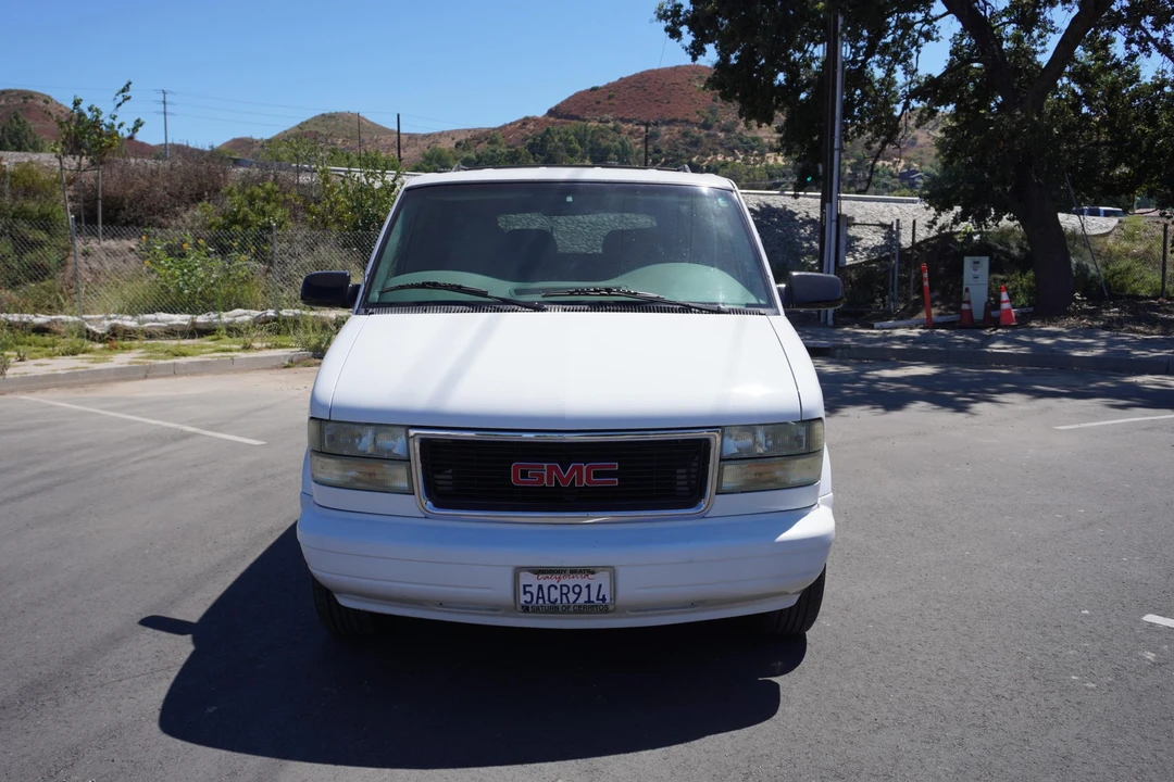 2003 GMC Savana - Image 5 of 31