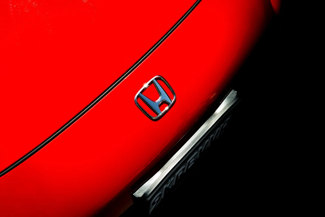 2003 Honda AP1 S2000 - Image 25 of 31