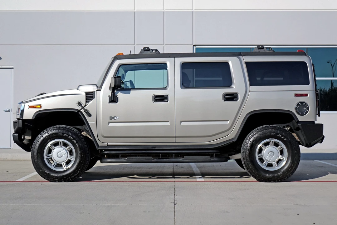 2003 Hummer Hummer H2 - Image 2 of 31