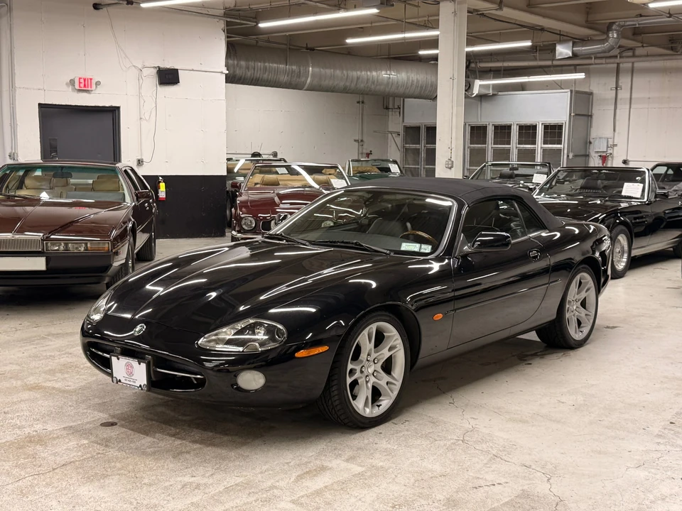 2003 Jaguar X100 XK8 - Image 9 of 31