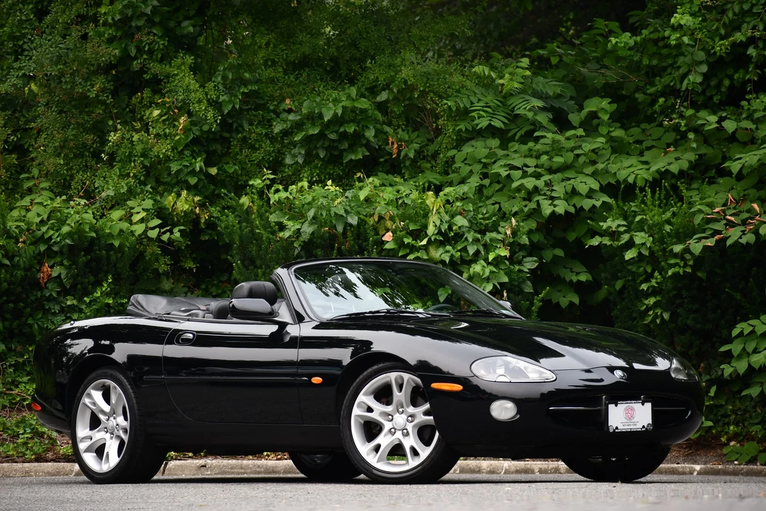 2003 Jaguar X100 XK8 - Image 16 of 31