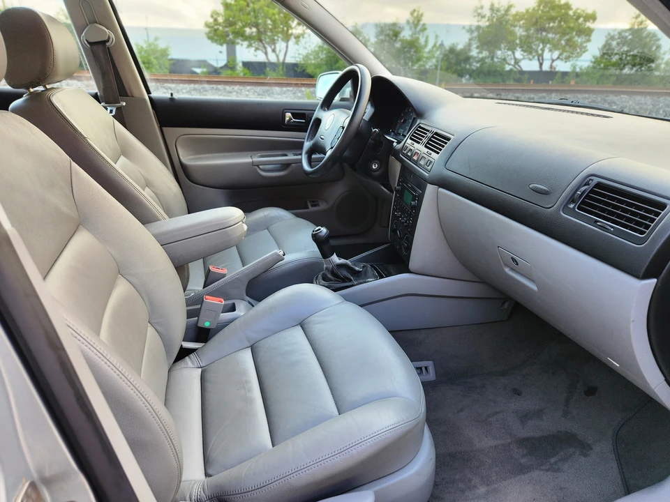 2003 Volkswagen A4 Jetta - Image 30 of 31