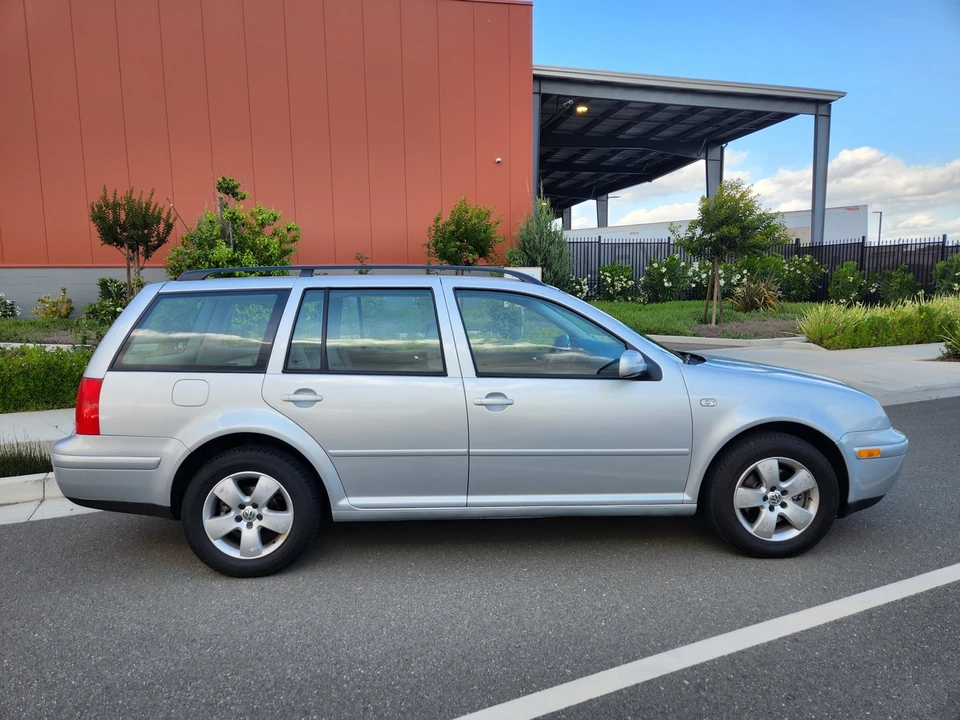 2003 Volkswagen A4 Jetta - Image 8 of 31