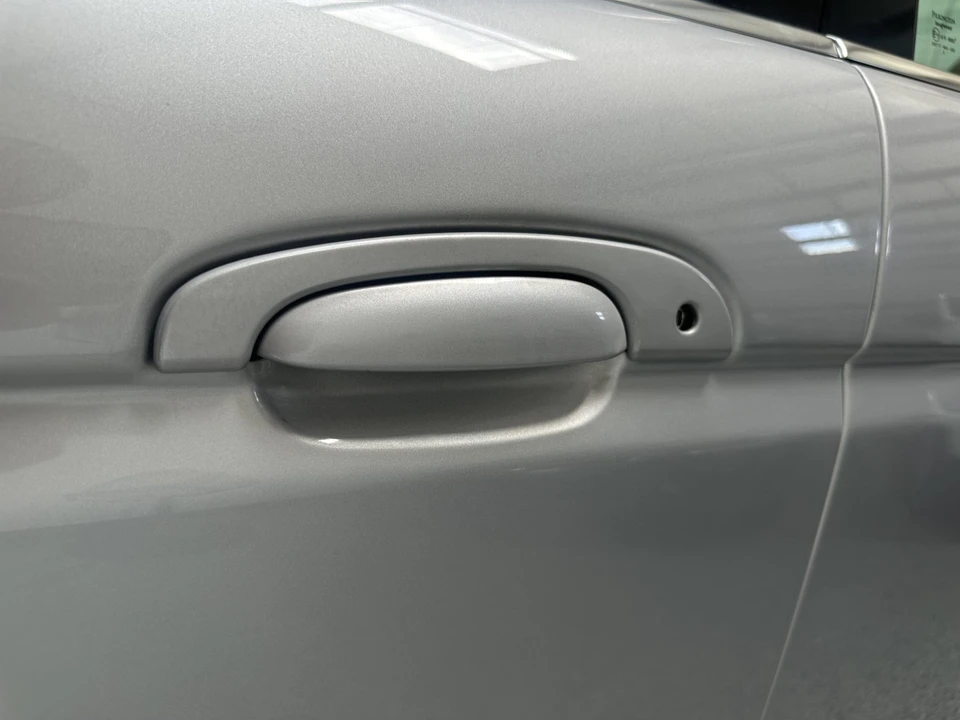 2004 Jaguar S-Type 2nd Gen - Image 26 of 31