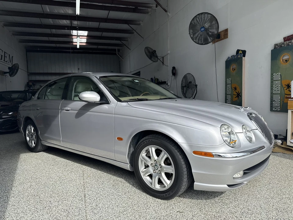 2004 Jaguar S-Type 2nd Gen - Image 13 of 31